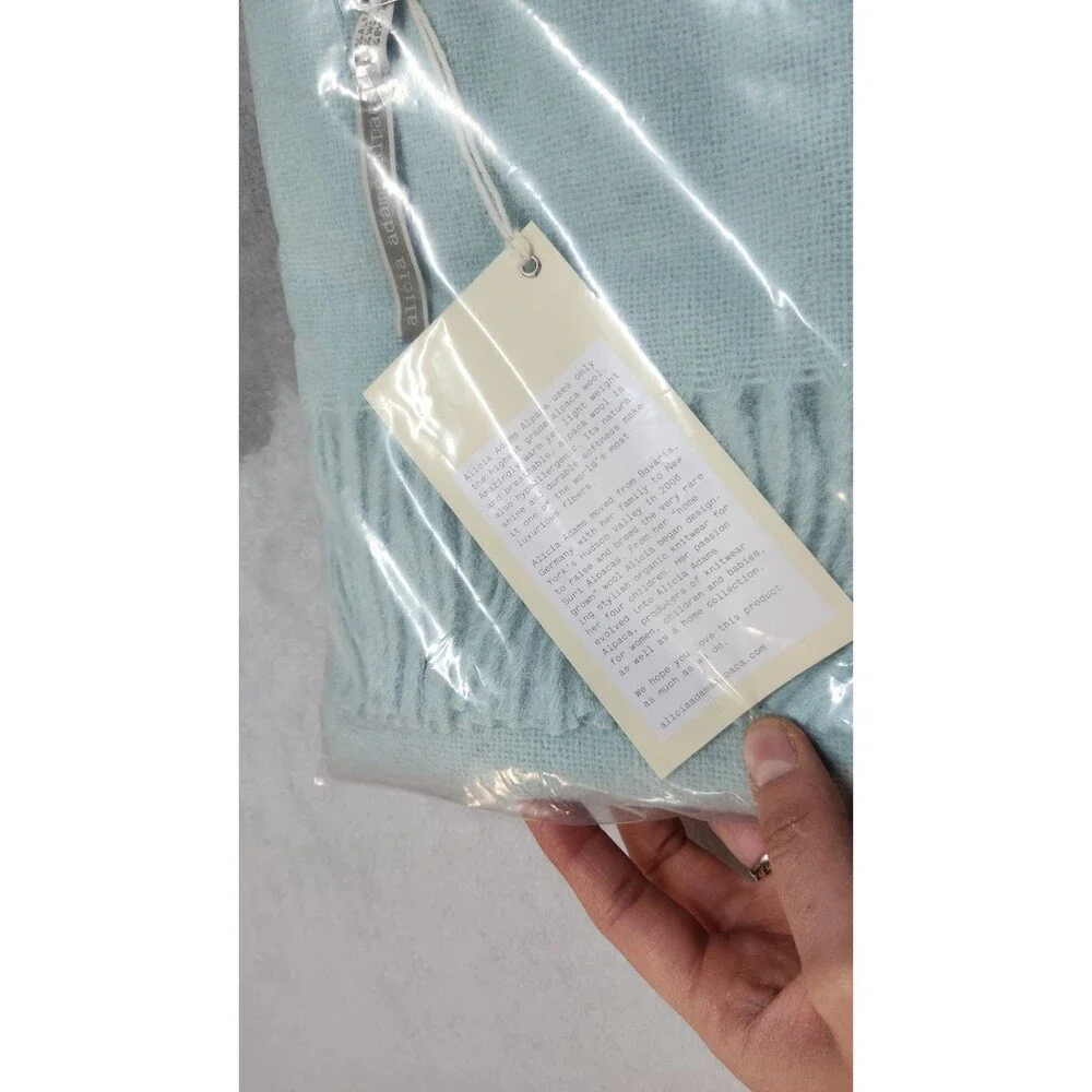 Alicia Adams Alpaca Wool Blend Patmos Throw Blanket Aqua‎ 51” X 71” Blue